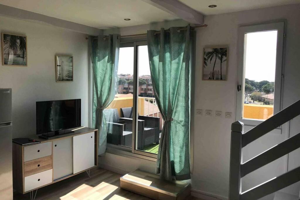 Residence Port Soleil Duplex T3 46 M2 Climatise Груиссан Экстерьер фото